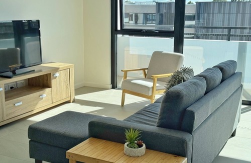 Melrose Park Apartment | Bright 2-Bedroom Unit near Rhodes & Parramatta | Free Parking