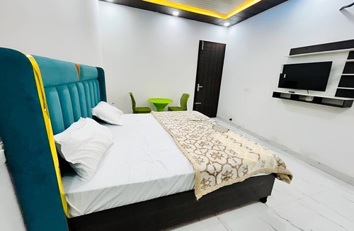 Panchkula Urban Estate Hotel | Brothers Hotel