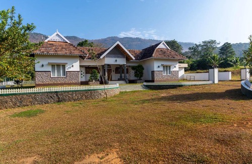 Devikolam Resort | Bruce and Bells Riverside Nature Resort
