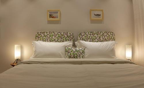 Defence Colony Bed & Breakfast | Bungalow 99