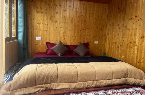 Bihar Apartment | Cabin in the woods