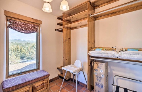 Vista Encantada Cottage | Casa al Reves Pueblo-style House With Views!