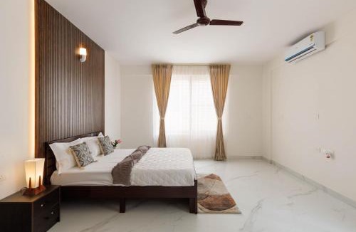 Yelahanka Apartment | Casa Miro by RedOlive 4BHK Hebbal 35min Airport