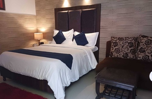 Mussoorie Resort | Ceyone Classic Fall Resort
