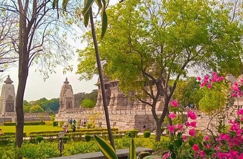Khajuraho House | CHÉRI HOME Stay