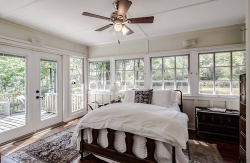 Venetia House | Charming, historic riverfront lodge on 7 wooded acres, 6 bedrooms, mini split
