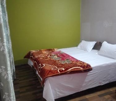 Narainkoti House | Chaukhamba Pine Cottage & HomeStay