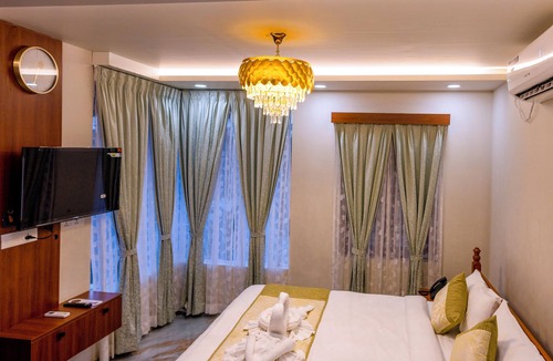 Varkala Resort | Chechus Beach Walk