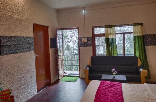 Salem Hotel | Cholai Resorts & Hotels