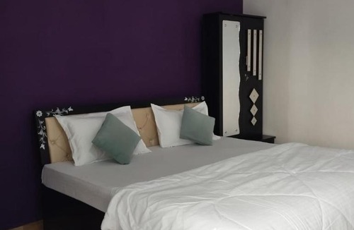 Udaipur District House | City and Palace view guest house