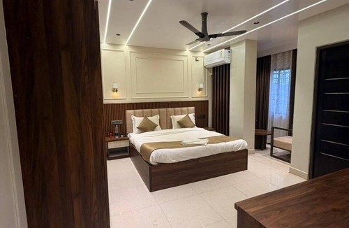 Chakradharpur Hotel | CKP DARBAR