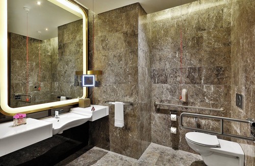 Bemloi Hotel | Clarkes hotel, A grand heritage hotel since 1898