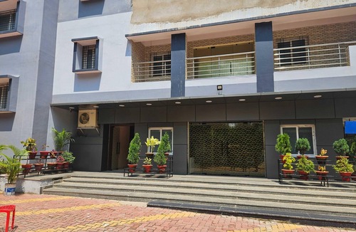 Jamshedpur House | Classic JR Royals