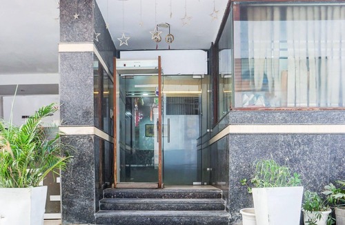 Mahipalpur House | Classic with BalconyMahipalpur Near Airport