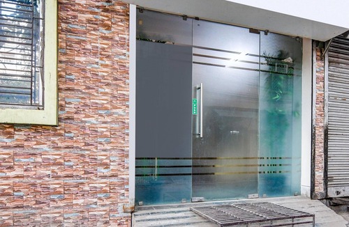 South Dum Dum House | Classic With Balcony Skyline Serenity