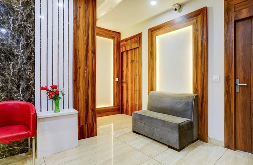 Rohtak House | Classic With Balcony Model Town Rohtak