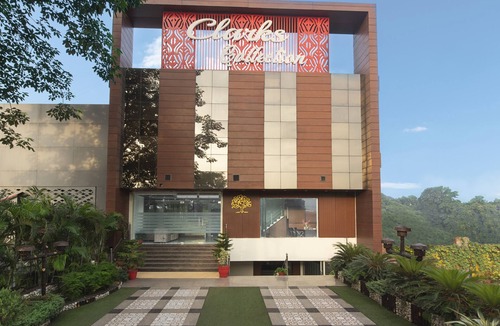 Bareilly Hotel | Click Collection Sparsh, Bareilly