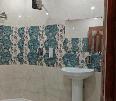 Varanasi Bed & Breakfast | ClubRoyale