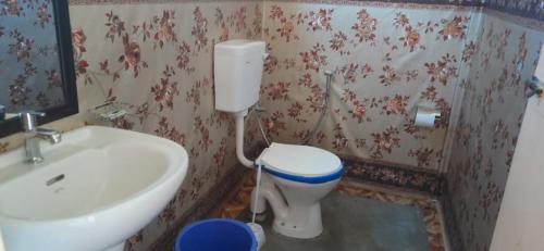 Leh Bed & Breakfast | Coasltine Cottages Lukung Ladakh by LexStays