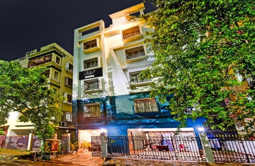 New Town Hotel | Collection O Bisarjan Ghat Formerly Eden Rocks