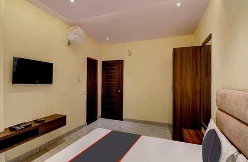 Savner Hotel | Collection O Golden Era
