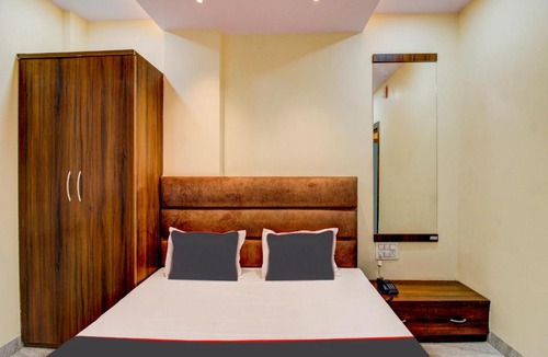 Savner Hotel | Collection O Golden Era