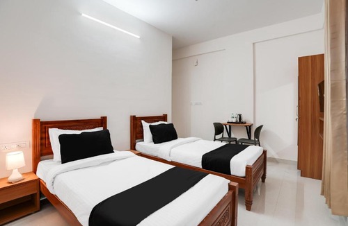 Narayanapura Hotel | Collection O K R Puram Manyata