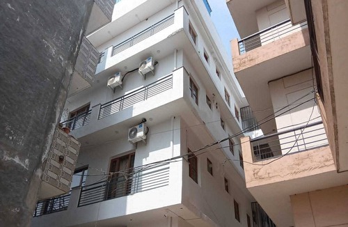 Kharar House | Collection O Sector 5 Chandigarh