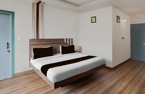 Katra Hotel | Collection O Vaishno Devi Temple Formerly Hotel The Leaf