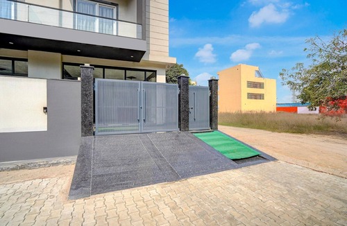 Greater Noida House | Collection O Zeta I Noida