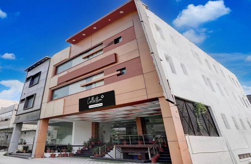 Zirakpur House | Collection O Zirakpur Bus Terminal