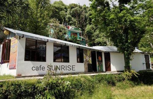 Bhagsu Nag House | Comfort Cove by SUNRISE GUEST HOUSE