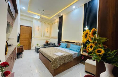 Noida Apartment | Comfy Gateways