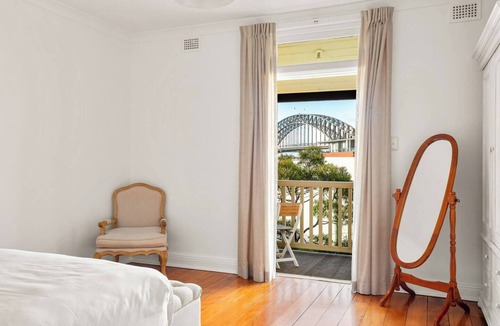 Millers Point Apartment | Contemporary Charm with Spectacular Harbour Views