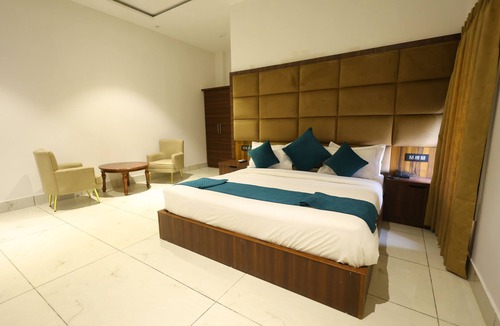 Ramnagar Hotel | Corbett Caves Resort