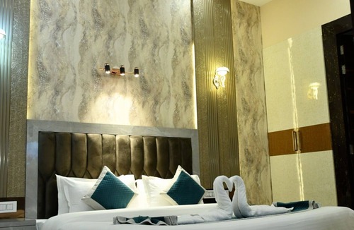 Moradabad Hotel | Corbett View Banquets and Resorts