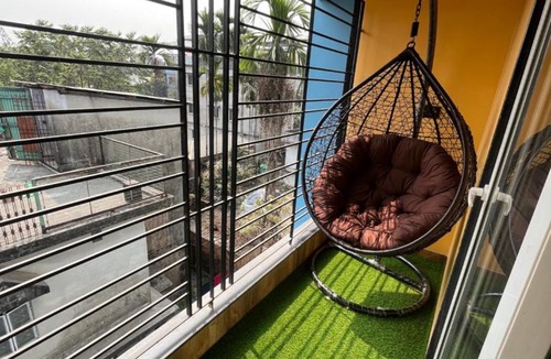 Siliguri Apartment | Cosy Minimal Retreat 2Bhk-2AC