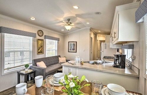 Pleasant Mount Cabin | Cottage Complex · Poconos Luxury Stay