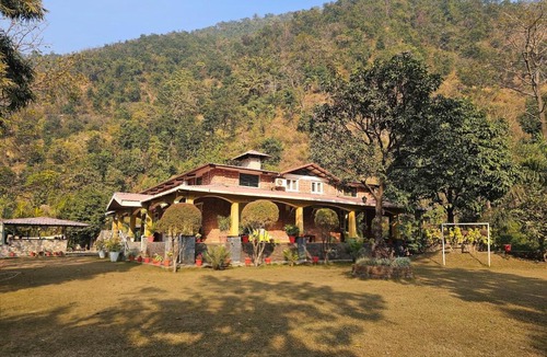 Bullawala Ski Chalet | Country Ville Homes