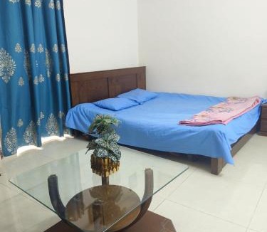 Uttara Apartment | Couple & Family Friendly Studio Apartment near Airport
