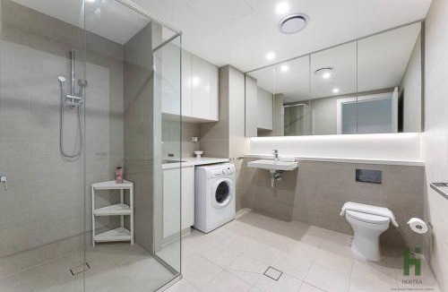 Sydney Olympic Park Apartment | Cozy 1 bedroom at Olympic Park with one carspace