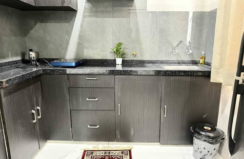 Vaishali Nagar Apartment | Cozy 1BHK in Vaishali Nagar Jaipur | AC | WiFi | Free Parking | Sleeps 3