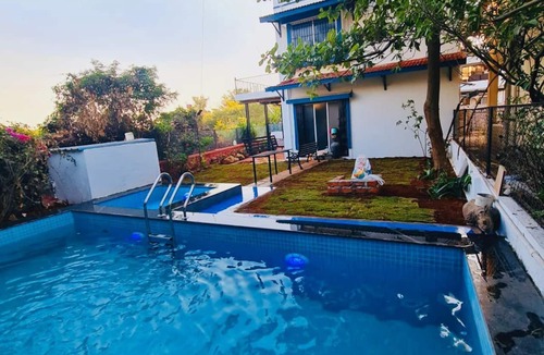Kune N.m. House | Cozy 4-bedroom bungalow in lovely Lonavala with AC
