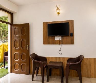 Aleo House | Cozy Corner Vivek