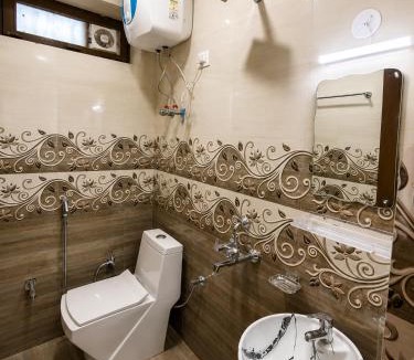 Aleo House | Cozy Corner Vivek