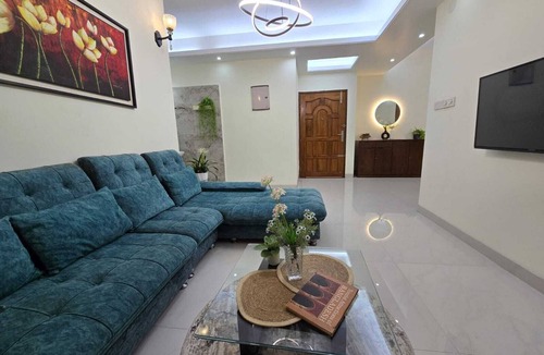 Banani Apartment | Cozy Family Stay near Banani 11 & Gulshan hotspots