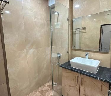 East of Kailash Apartment | Cozy Independent 2BHK Flat- Jatinder's Residency