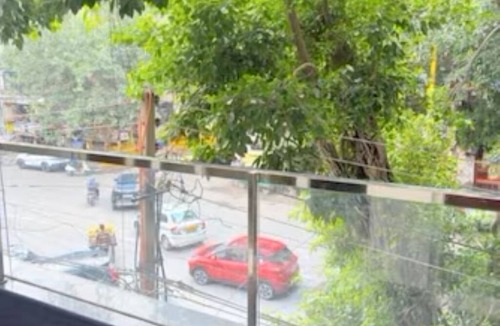 Govindpuri Apartment | Cozy Room in wonderful New Delhi with AC, Parking