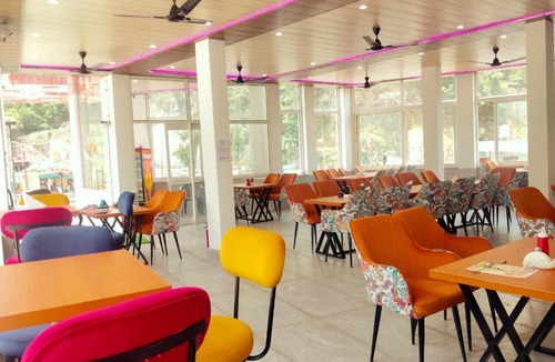 Karnaprayag Hotel | cp residency