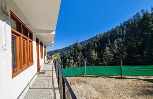Kufri House | Crest of Bliss